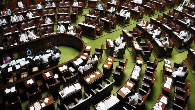 Parliament Winter Session: ಲೋಕಸಭೆ ಕಲಾಪ ಅನಿರ್ದಿಷ್ಟಾವಧಿಗೆ ಮುಂದೂಡಿಕೆ Parliament Winter Session: ಲೋಕಸಭೆ ಕಲಾಪ ಅನಿರ್ದಿಷ್ಟಾವಧಿಗೆ ಮುಂದೂಡಿಕೆ