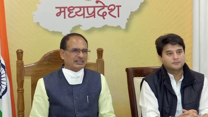 Madhya Pradesh: ಯಾರಾಗುತ್ತಾರೆ ಮಧ್ಯ ಪ್ರದೇಶದ ಮುಖ್ಯಮಂತ್ರಿ? Madhya Pradesh: ಯಾರಾಗುತ್ತಾರೆ ಮಧ್ಯ ಪ್ರದೇಶದ ಮುಖ್ಯಮಂತ್ರಿ?
