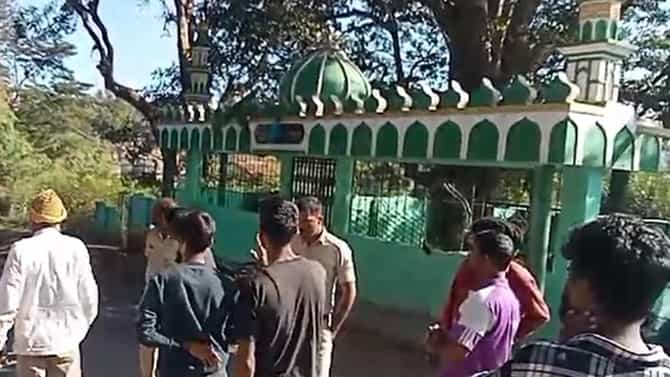 ದರ್ಗಾದ ಮೇಲೆ ದಾಳಿ: 5ಕ್ಕೂ ಹೆಚ್ಚು ದತ್ತಮಾಲಾಧಾರಿಗಳ ವಿರುದ್ಧ ಎಫ್​ಐಆರ್​​​