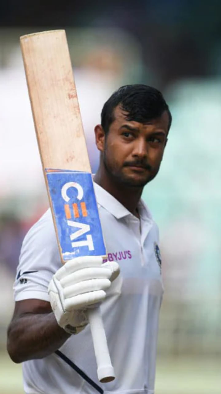 ಕನ್ನಡಿಗ ಮಯಾಂಕ್ ಅಗರ್ವಾಲ್ ವಿಶ್ವ ಟೆಸ್ಟ್ ಚಾಂಪಿಯನ್‌ಶಿಪ್‌ನಲ್ಲಿ ಒಟ್ಟು 4 ಶತಕಗಳ ಇನ್ನಿಂಗ್ಸ್‌ ಆಡಿದ್ದಾರೆ.