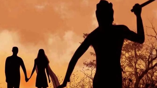 ಮತ್ತೆ ನೈತಿಕ ಪೊಲೀಸ್​​ಗಿರಿ: ಯುವಕ-ಯುವತಿಯನ್ನ ತಡೆದು ಹಲ್ಲೆಗೆ ಯತ್ನ