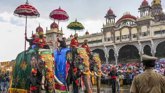 ಮೈಸೂರು ದಸರಾ ವೆಚ್ಚ ಪಟ್ಟಿ ಬಿಡುಗಡೆ: ಕಳೆದ ಬಾರಿಗಿಂತ ಹೆಚ್ಚು ಖರ್ಚು