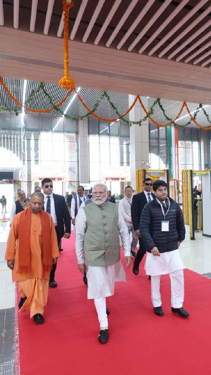 ಶ್ರೀರಾಮಮಂದಿರ ಉದ್ಘಾಟನೆ ಸಮೀಪಿಸುತ್ತಿದ್ದಂತೆ ಅಯೋಧ್ಯೆಯಲ್ಲಿ ಸಂಭ್ರಮ ಮನೆ ಮಾಡಿದೆ.