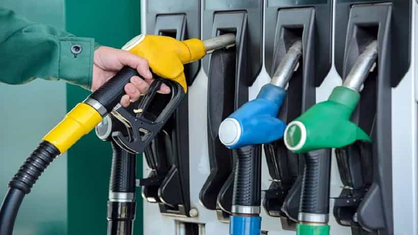 Petrol Price on December 06: ಬೆಂಗಳೂರು ಸೇರಿ ದೇಶದ ಪ್ರಮುಖ ನಗರಗಳಲ್ಲಿ ಡಿಸೆಂಬರ್ 6 ರಂದು ಪೆಟ್ರೋಲ್, ಡೀಸೆಲ್ ದರ ಎಷ್ಟಿದೆ, ವಿವರ ಇಲ್ಲಿದೆ