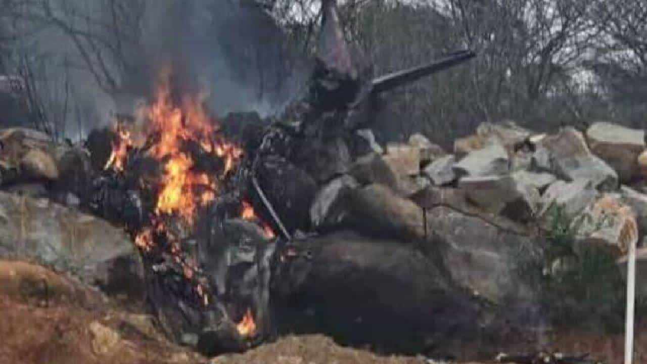 Plane Crash: ತೆಲಂಗಾಣದ ಮೆದಕ್ ಬಳಿ ಲಘು ವಿಮಾನ ಪತನ, ಓರ್ವ ಸಾವು Plane Crash: ತೆಲಂಗಾಣದ ಮೆದಕ್ ಬಳಿ ಲಘು ವಿಮಾನ ಪತನ, ಓರ್ವ ಸಾವು