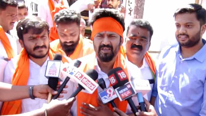 ಸಿದ್ದರಾಮಯ್ಯಗೆ ಧಮ್​, ತಾಕತ್​ ಇದ್ರೆ ಅಭಿವೃದ್ಧಿ ರಾಜಕಾರಣ ಮಾಡಲಿ