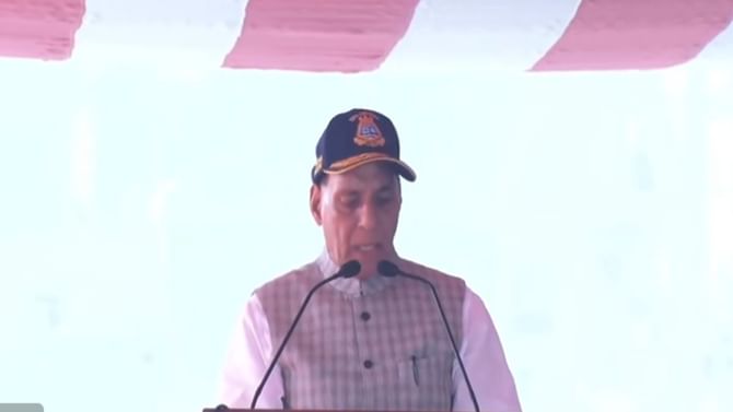 ಡ್ರೋನ್ ದಾಳಿ ಅಪರಾಧಿಗಳನ್ನು ಸಾಗರದ ತಳದಿಂದಲೂ ಪತ್ತೆ ಹಚ್ಚಿ ಕ್ರಮ: ರಾಜನಾಥ್