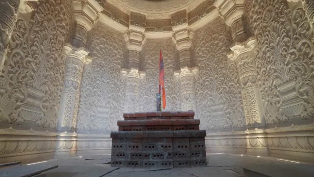 ರಾಮಮಂದಿರ ನಿರ್ಮಾಣಕ್ಕೆ ಬಳಸಿದ್ದು ರಾಜಸ್ಥಾನದ ಮಕ್ರಾನ ಮಾರ್ಬಲ್, ತಮಿಳುನಾಡು ಮತ್ತು ತೆಲಂಗಾಣದ ಗ್ರಾನೈಟ್ ರಾಮಮಂದಿರ ನಿರ್ಮಾಣಕ್ಕೆ ಬಳಸಿದ್ದು ರಾಜಸ್ಥಾನದ ಮಕ್ರಾನ ಮಾರ್ಬಲ್, ತಮಿಳುನಾಡು ಮತ್ತು ತೆಲಂಗಾಣದ ಗ್ರಾನೈಟ್