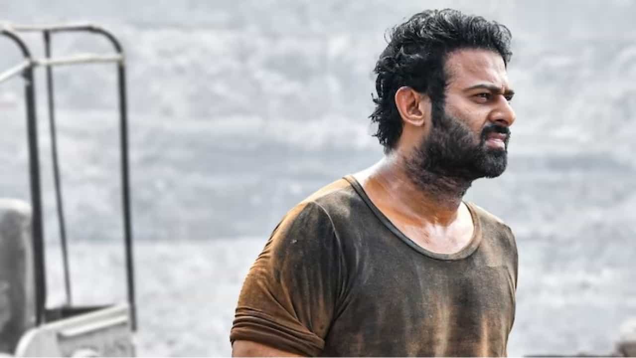 ಟ್ರೇಲರ್ ರೀತಿಯೇ ಸಿನಿಮಾದಲ್ಲೂ ಪ್ರಭಾಸ್ ಎಂಟ್ರಿ ಲೇಟ್? ವಿವರಿಸಿದ ವಿಜಯ್ ಕಿರಗಂದೂರು ಟ್ರೇಲರ್ ರೀತಿಯೇ ಸಿನಿಮಾದಲ್ಲೂ ಪ್ರಭಾಸ್ ಎಂಟ್ರಿ ಲೇಟ್? ವಿವರಿಸಿದ ವಿಜಯ್ ಕಿರಗಂದೂರು