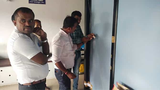 ಮಂಡ್ಯ: ಭ್ರೂಣಲಿಂಗ ಹತ್ಯೆ:ಸ್ಯ್ಕಾನಿಂಗ್ ಸೆಂಟರ್​ಗೆ ಬೀಗ ಜಡಿದ ಅಧಿಕಾರಿಗಳು