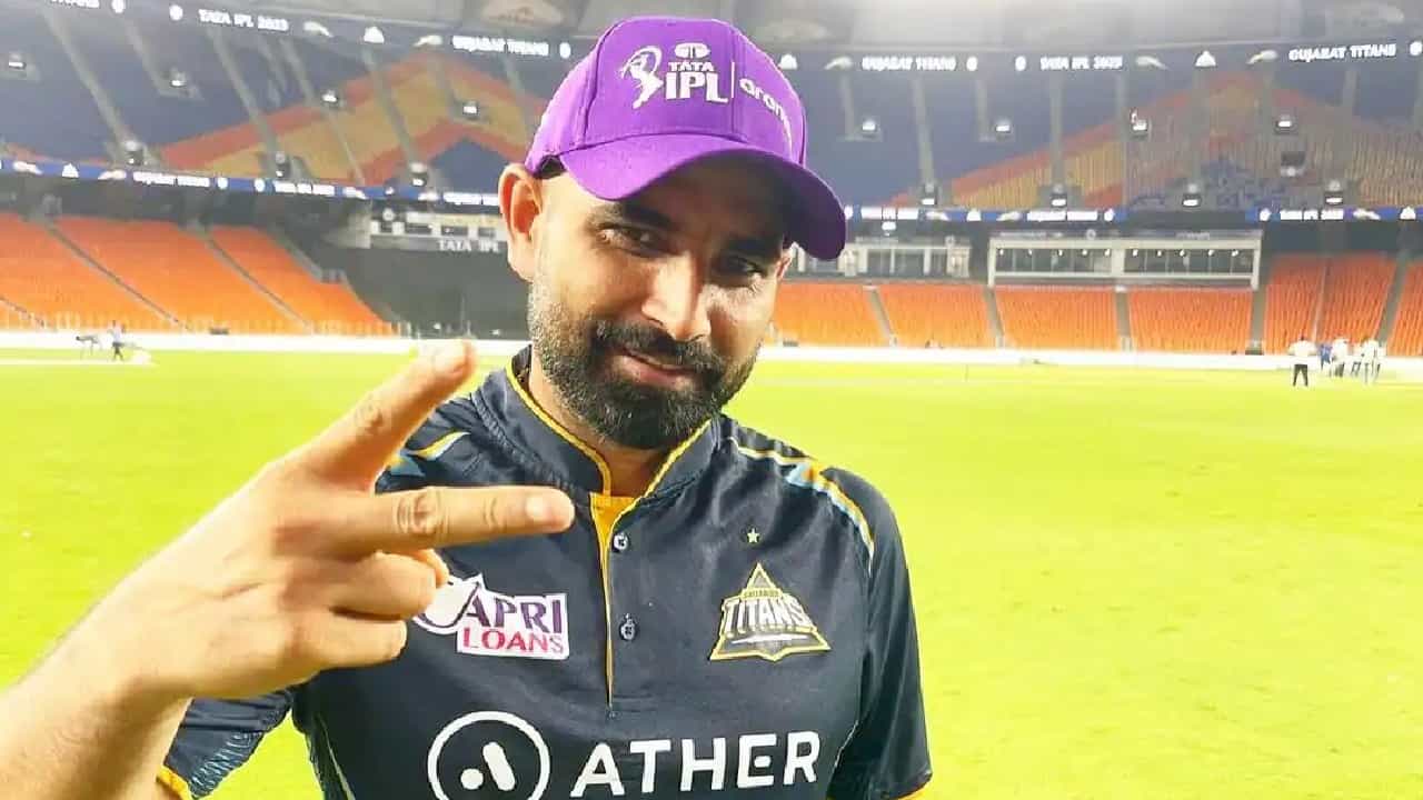 ಇಂಡಿಯನ್ ಪ್ರೀಮಿಯರ್ ಲೀಗ್ (IPL 2024) ಸೀಸನ್ 17 ಹರಾಜಿಗೂ ಮುನ್ನ ಮತ್ತೊಂದು ಬಿಗ್ ಟ್ರೇಡ್ ನಡೆಯುವ ಸಾಧ್ಯತೆಯಿದೆ. ಏಕೆಂದರೆ ಗುಜರಾತ್ ಟೈಟಾನ್ಸ್ ತಂಡದ ಬೌಲರ್ ಮೊಹಮ್ಮದ್ ಶಮಿಯನ್ನು ಟ್ರೇಡ್ ಮಾಡಲು ಫ್ರಾಂಚೈಸಿಯೊಂದು ಆಸಕ್ತಿ ತೋರಿದೆ.