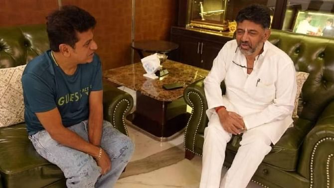 ‘ಓವರ್ಲೋಡ್ ಮಾಡಿಕೊಳ್ಳೋಕೆ ಆಗಲ್ಲ’; ರಾಜಕೀಯದ ಬಗ್ಗೆ ಶಿವಣ್ಣ ಮಾತು..