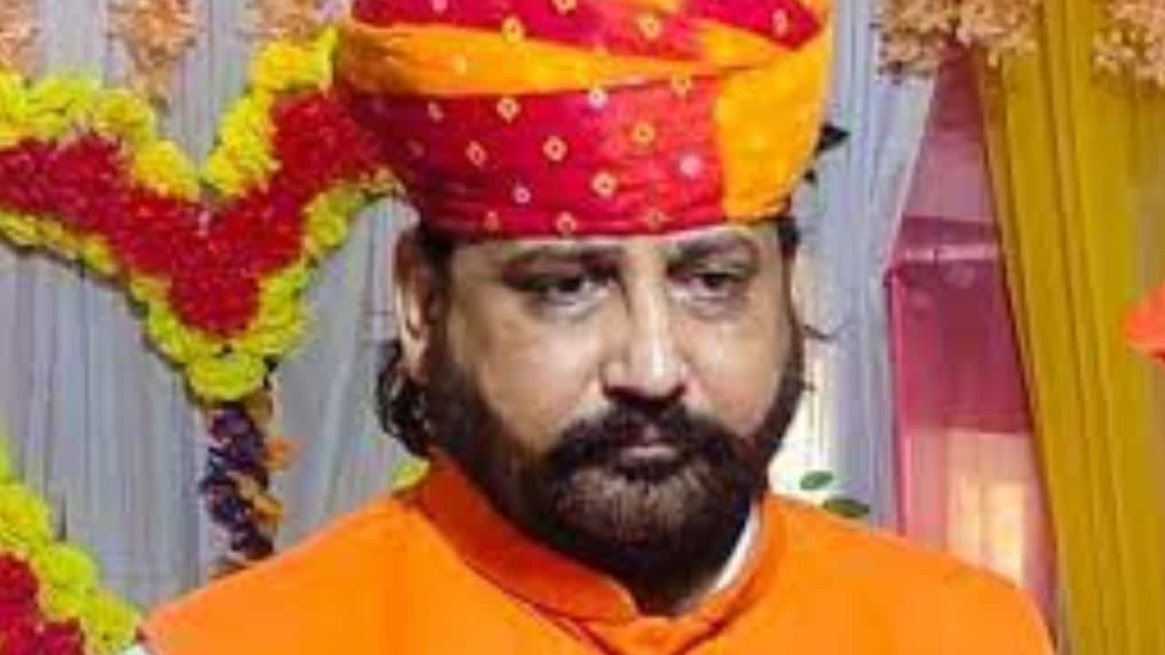 ಕರ್ಣಿ ಸೇನಾ ಮುಖ್ಯಸ್ಥ ಸುಖದೇವ್ ಸಿಂಗ್ ಹತ್ಯೆ ಪ್ರಕರಣದಲ್ಲಿ ಓರ್ವ ಬಂಧನ ಕರ್ಣಿ ಸೇನಾ ಮುಖ್ಯಸ್ಥ ಸುಖದೇವ್ ಸಿಂಗ್ ಹತ್ಯೆ ಪ್ರಕರಣದಲ್ಲಿ ಓರ್ವ ಬಂಧನ