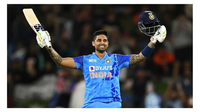Suryakumar Yadav: ದಾಖಲೆಯ ಶತಕ ಸಿಡಿಸಿದ ಸೂರ್ಯಕುಮಾರ್ ಯಾದವ್ Suryakumar Yadav: ದಾಖಲೆಯ ಶತಕ ಸಿಡಿಸಿದ ಸೂರ್ಯಕುಮಾರ್ ಯಾದವ್