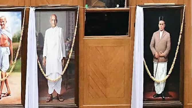 ಸುವರ್ಣಸೌಧದಲ್ಲಿ ಸಾವರ್ಕರ್ ಬದಲಿಗೆ ಬರಲಿದೆ ನೆಹರೂ ಫೋಟೊ?