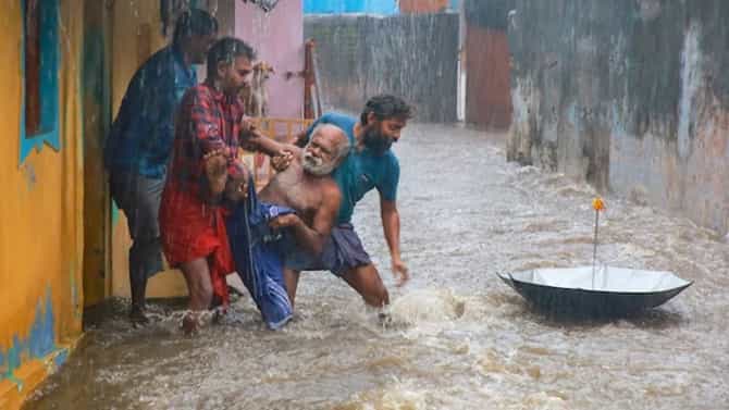 ತಮಿಳುನಾಡಿನಲ್ಲಿ ಮುಂದುವರಿದ ಮಳೆ: 3 ಸಾವು, 4 ಜಿಲ್ಲೆಗಳಿಗೆ ಎಚ್ಚರಿಕೆ