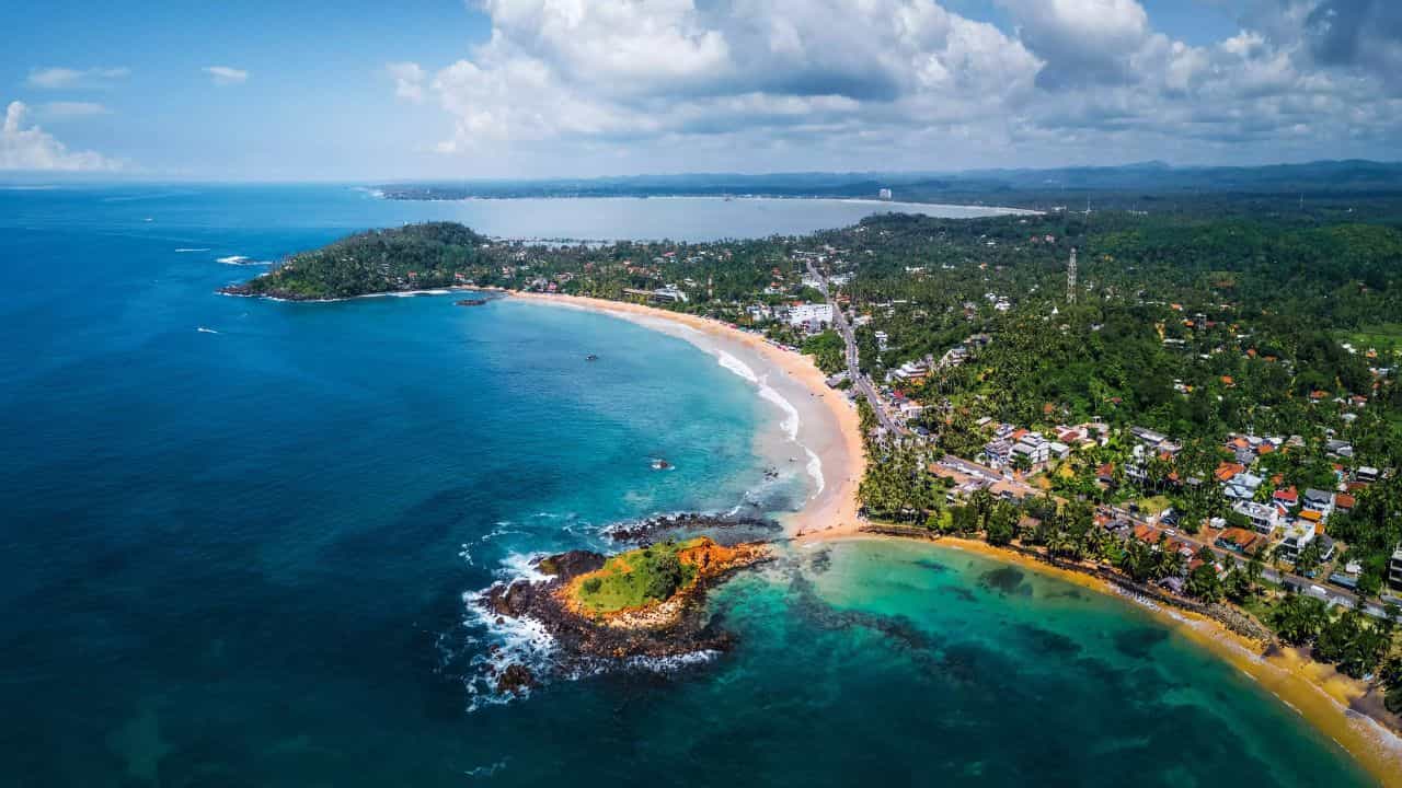 Year end Travel 2023: ಈ ಬಜೆಟ್ಗೆ ವರ್ಷಾಂತ್ಯದಲ್ಲಿ ಶ್ರೀಲಂಕಾಕ್ಕೆ ಹೋಗಿ ಬನ್ನಿ, ಯಾವೆಲ್ಲ ಸೌಕರ್ಯಗಳು ಲಭ್ಯ? Year end Travel 2023: ಈ ಬಜೆಟ್ಗೆ ವರ್ಷಾಂತ್ಯದಲ್ಲಿ ಶ್ರೀಲಂಕಾಕ್ಕೆ ಹೋಗಿ ಬನ್ನಿ, ಯಾವೆಲ್ಲ ಸೌಕರ್ಯಗಳು ಲಭ್ಯ?