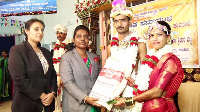 ಕೂಡಿ ಬಂದ ಕಂಕಣ ಭಾಗ್ಯ -ಕೂಡು ಕುಟುಂಬ ಸೇರಿದ ಇಬ್ಬರು ಅನಾಥ ಯುವತಿಯರು