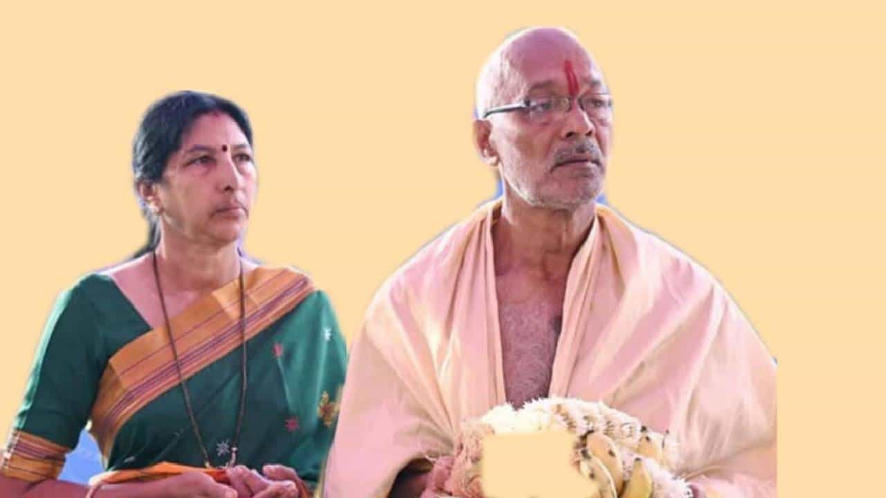 ಉಡುಪಿ: ದತ್ತು ಮಗಳು ನಾಪತ್ತೆ, ಮನನೊಂದ ರಂಗಭೂಮಿ ಕಲಾವಿದ ಲೀಲಾಧರ ಶೆಟ್ಟಿ ದಂಪತಿ ಆತ್ಮಹತ್ಯೆಗೆ ಶರಣು ಉಡುಪಿ: ದತ್ತು ಮಗಳು ನಾಪತ್ತೆ, ಮನನೊಂದ ರಂಗಭೂಮಿ ಕಲಾವಿದ ಲೀಲಾಧರ ಶೆಟ್ಟಿ ದಂಪತಿ ಆತ್ಮಹತ್ಯೆಗೆ ಶರಣು