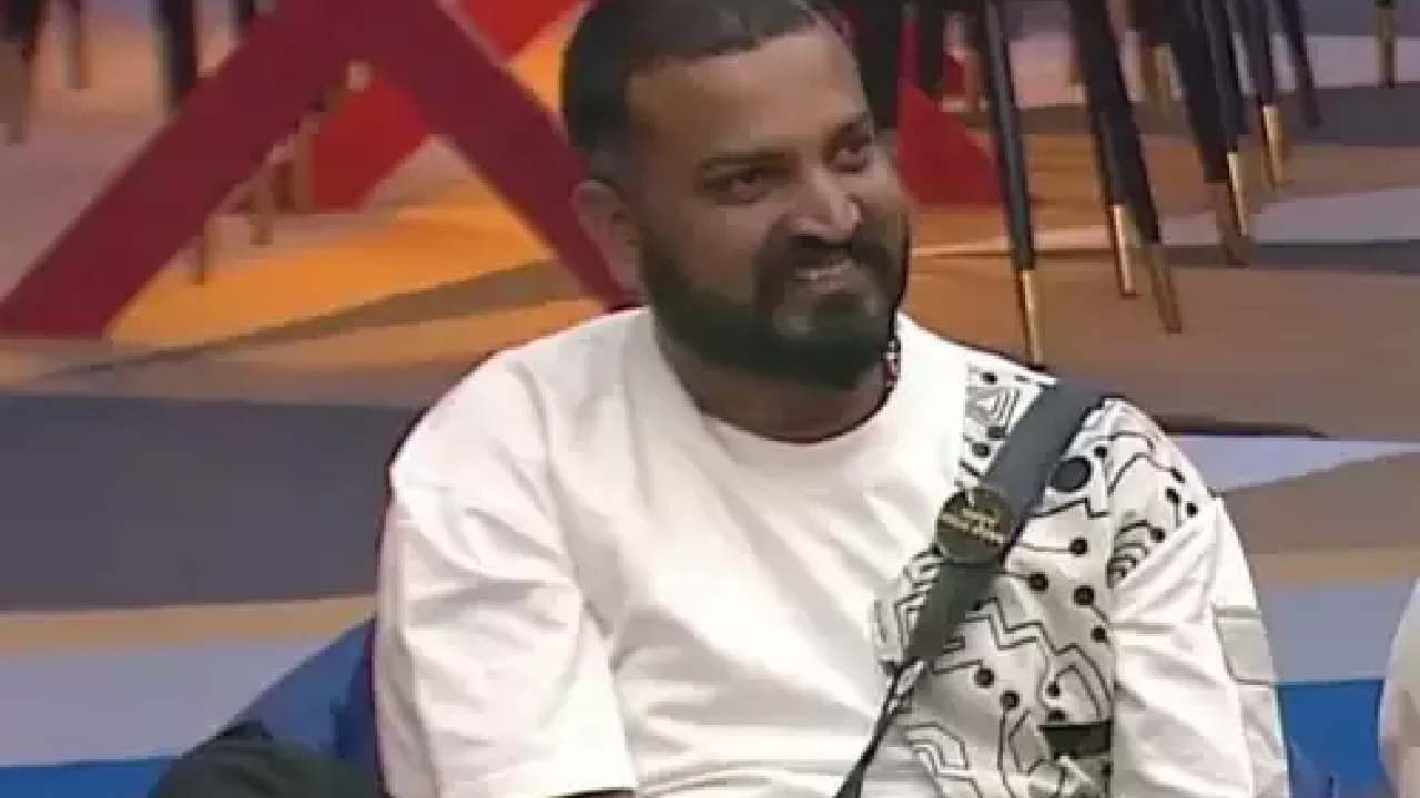 ಅವರಿಗೆ ಅವರೇ ಹಳ್ಳಿಕಾರ್ ಒಡೆಯ ಅನ್ನೋದು ಸರಿಯಲ್ಲ: ವರ್ತೂರ್ ಸಂತೋಷ್ ವಿರುದ್ಧ ಮಂಡ್ಯ ರೈತರ ಆಕ್ರೋಶ ಅವರಿಗೆ ಅವರೇ ಹಳ್ಳಿಕಾರ್ ಒಡೆಯ ಅನ್ನೋದು ಸರಿಯಲ್ಲ: ವರ್ತೂರ್ ಸಂತೋಷ್ ವಿರುದ್ಧ ಮಂಡ್ಯ ರೈತರ ಆಕ್ರೋಶ