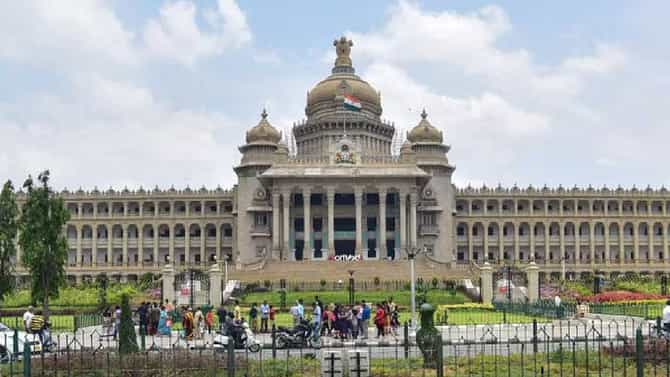 ಕರ್ನಾಟಕದಲ್ಲಿ ಕೋವಿಡ್ ನಿಯಂತ್ರಣಕ್ಕೆ ಸಂಪುಟ ಉಪ ಸಮಿತಿ ರಚನೆ: