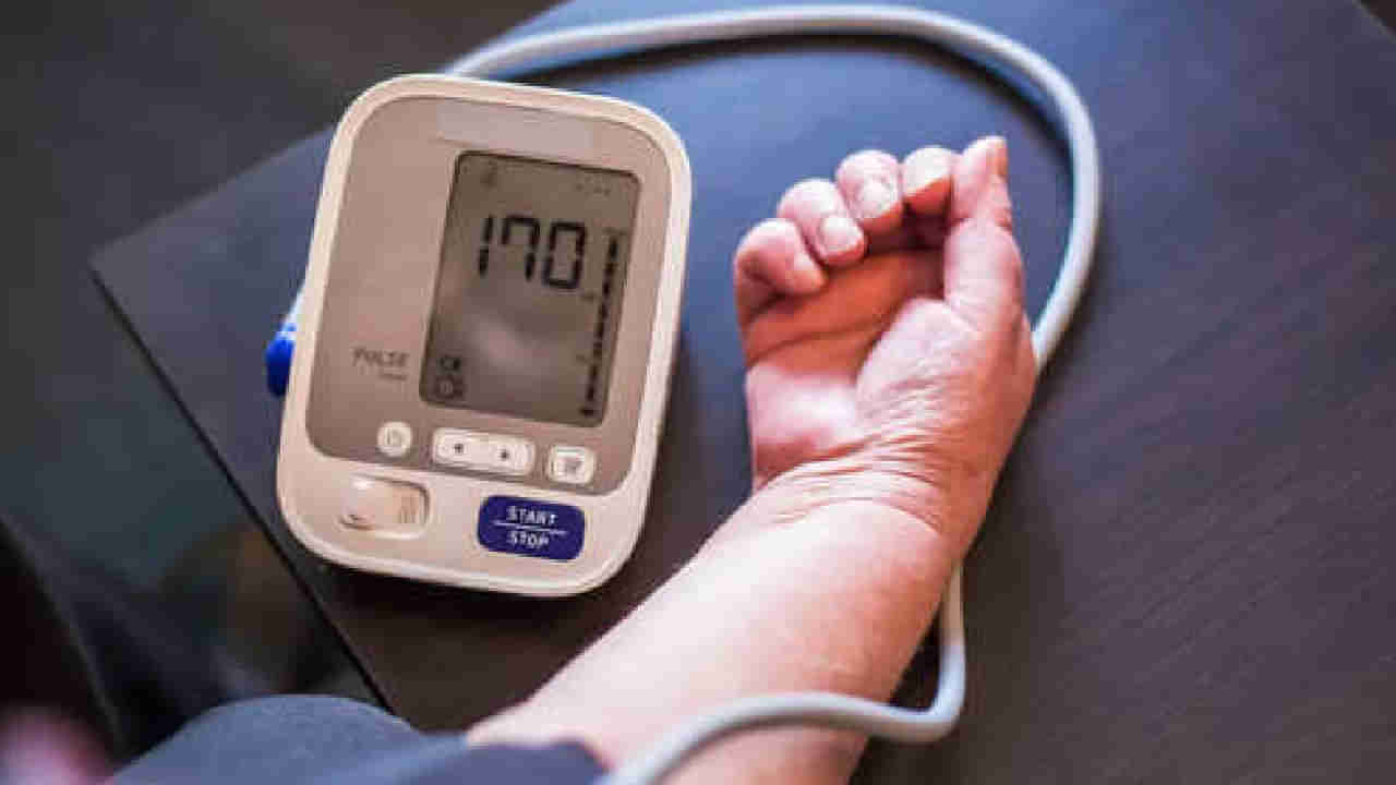 Hypertension: ಚಳಿಗಾಲ ಬಂತೆಂದರೆ ರಕ್ತದೊತ್ತಡ ಹೆಚ್ಚಾಗುತ್ತದೆ, ಕಾರಣ ಏನು ಗೊತ್ತಾ?