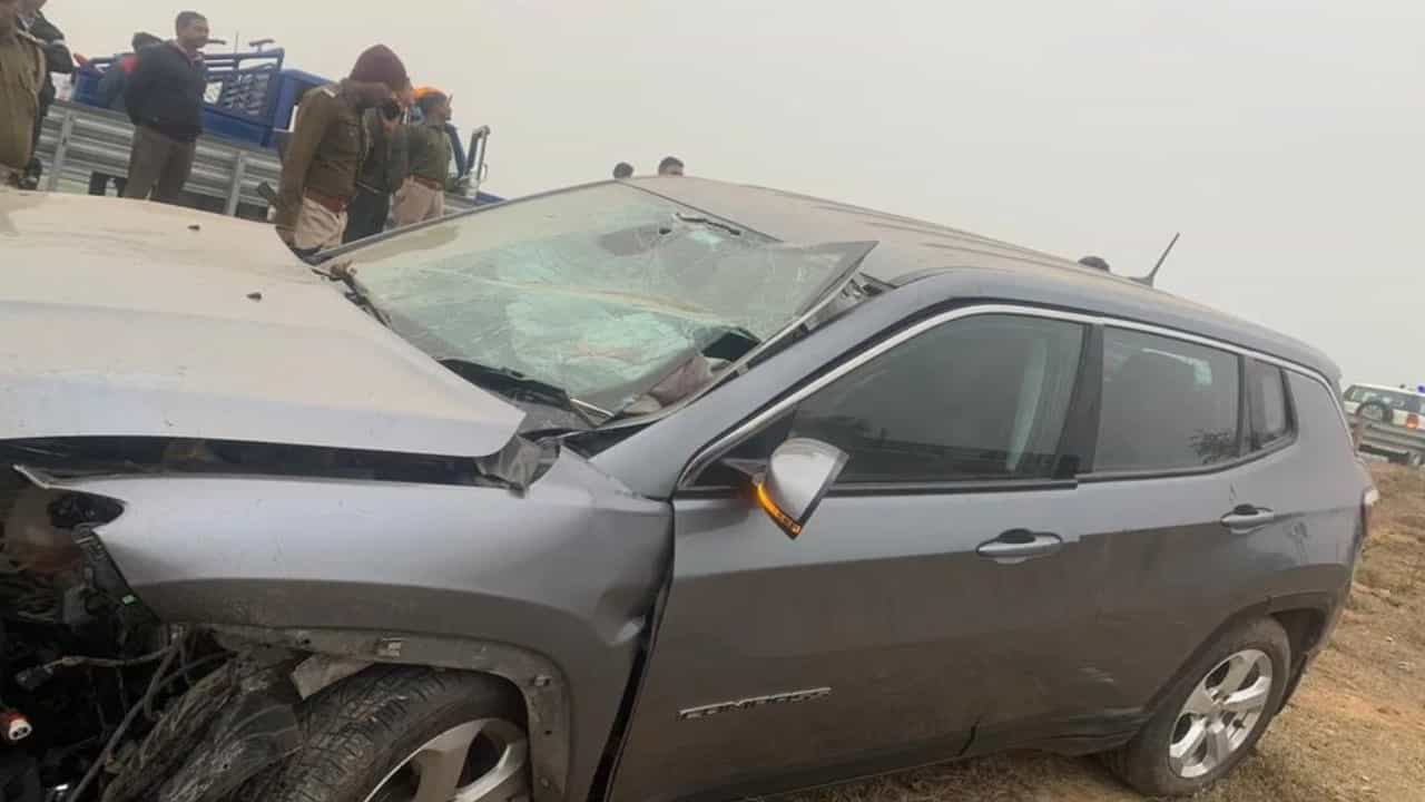 Rajasthan Accident: ಭೀಕರ ರಸ್ತೆ ಅಪಘಾತ: ಕಾಂಗ್ರೆಸ್ ನಾಯಕ ಮನ್ವೇಂದ್ರ ಸಿಂಗ್ ಜಸೋಲ್ ಪತ್ನಿ ಚಿತ್ರಾ ಸಿಂಗ್ ಸಾವು Rajasthan Accident: ಭೀಕರ ರಸ್ತೆ ಅಪಘಾತ: ಕಾಂಗ್ರೆಸ್ ನಾಯಕ ಮನ್ವೇಂದ್ರ ಸಿಂಗ್ ಜಸೋಲ್ ಪತ್ನಿ ಚಿತ್ರಾ ಸಿಂಗ್ ಸಾವು