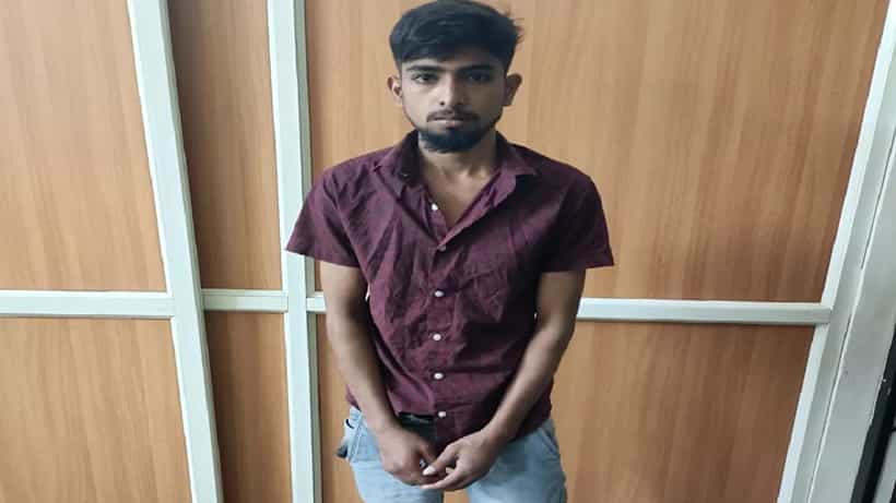 ಬೆಂಗಳೂರು: ಹೋಟೆಲ್ನಲ್ಲಿ ಯುವತಿ ಜತೆ ಅಸಭ್ಯವಾಗಿ ವರ್ತಿಸಿದ್ದ ವ್ಯಕ್ತಿಯ ಬಂಧನ