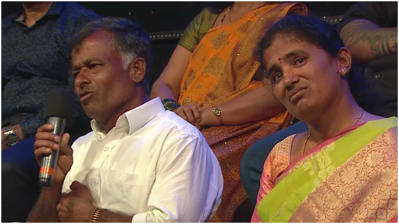‘ನಮ್ಮ ಮಗನನ್ನು ನಮಗೆ ವಾಪಸ್ ಕೊಟ್ಟಿದ್ದೀರಿ’: ಡ್ರೋನ್ ಪ್ರತಾಪ್ ತಂದೆ-ತಾಯಿ ಭಾವುಕ ‘ನಮ್ಮ ಮಗನನ್ನು ನಮಗೆ ವಾಪಸ್ ಕೊಟ್ಟಿದ್ದೀರಿ’: ಡ್ರೋನ್ ಪ್ರತಾಪ್ ತಂದೆ-ತಾಯಿ ಭಾವುಕ