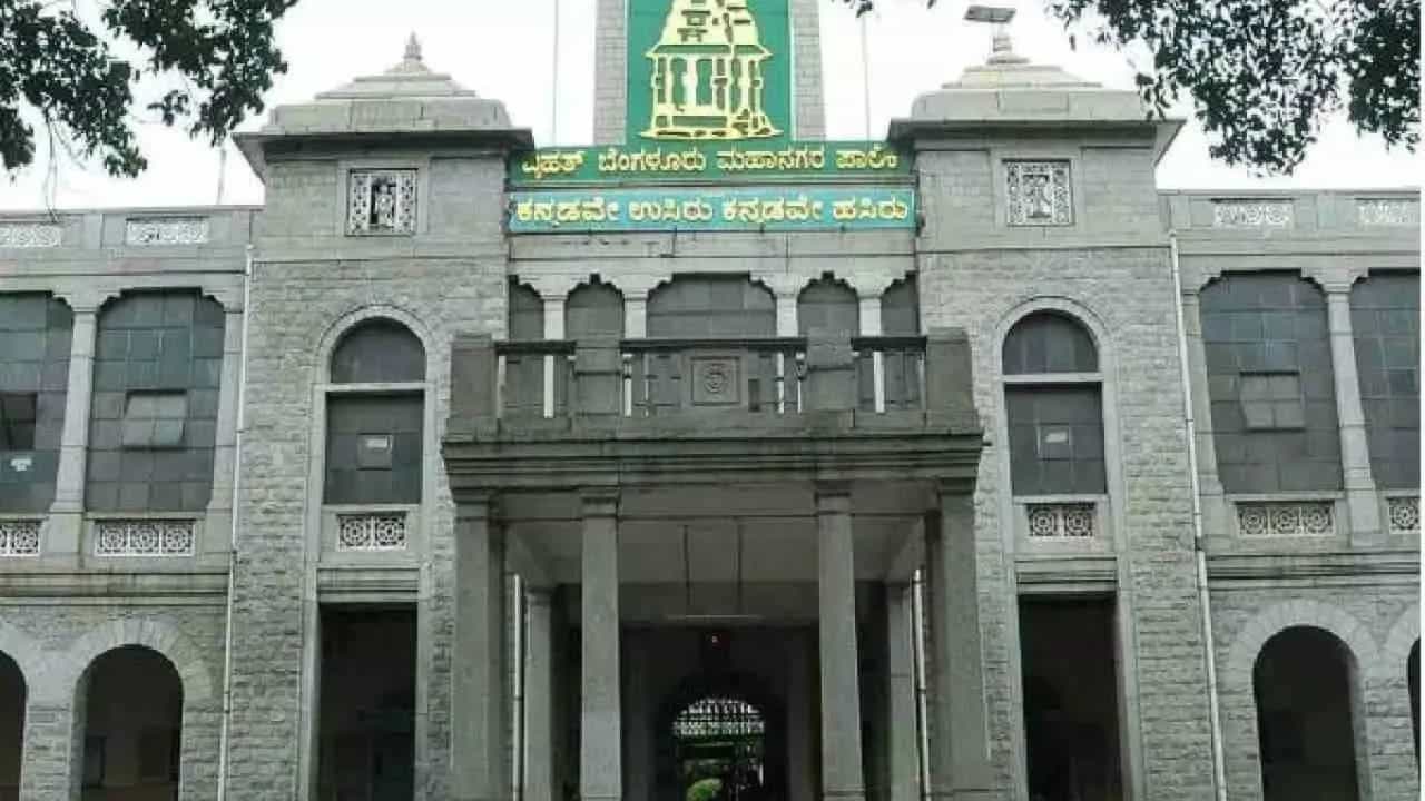 ಬೆಂಗಳೂರು: ಆಸ್ತಿ ತೆರಿಗೆ ಬಾಕಿ ಉಳಿಸಿಕೊಂಡಿರುವ 6 ಲಕ್ಷ ಮಂದಿಗೆ ಬಿಬಿಎಂಪಿ ಎಚ್ಚರಿಕೆ ಸಂದೇಶ