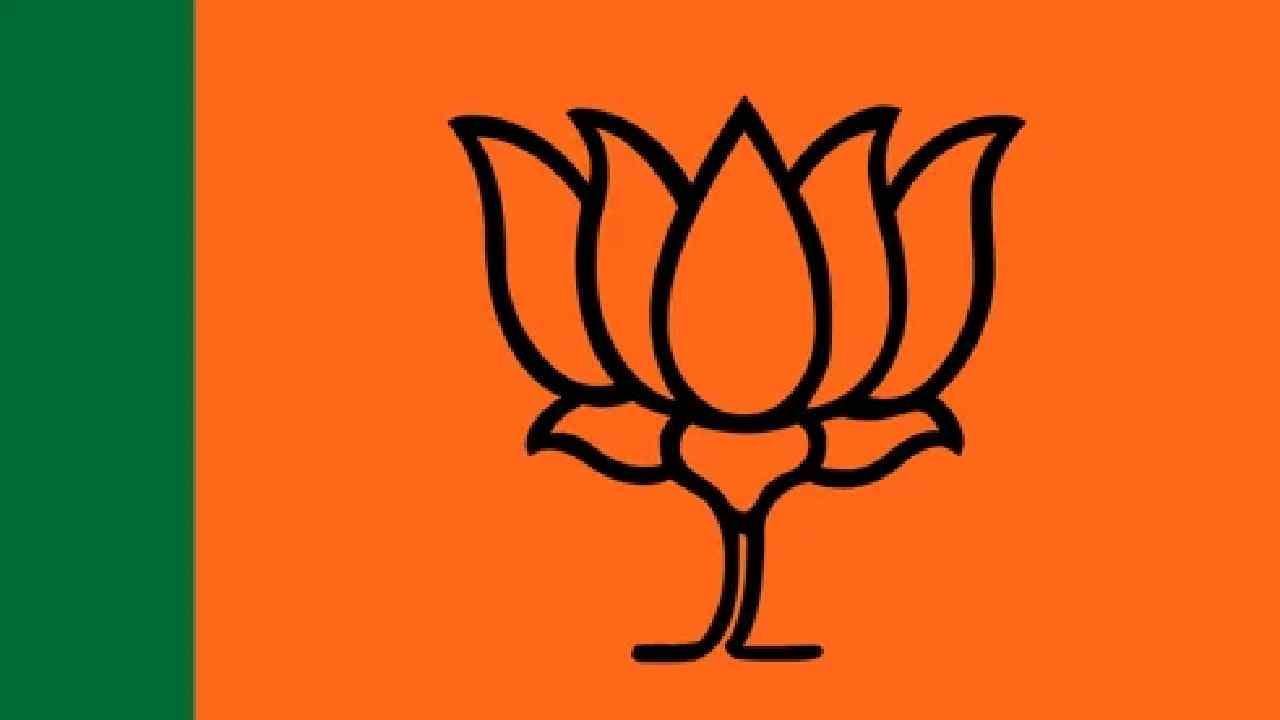 ಪರಿಷತ್ ಉಪಚುನಾವಣೆ: ಕಣದಿಂದ ಹಿಂದೆ ಸರಿದ ಬಿಜೆಪಿ ಬಂಡಾಯ ಅಭ್ಯರ್ಥಿ ಪರಿಷತ್ ಉಪಚುನಾವಣೆ: ಕಣದಿಂದ ಹಿಂದೆ ಸರಿದ ಬಿಜೆಪಿ ಬಂಡಾಯ ಅಭ್ಯರ್ಥಿ