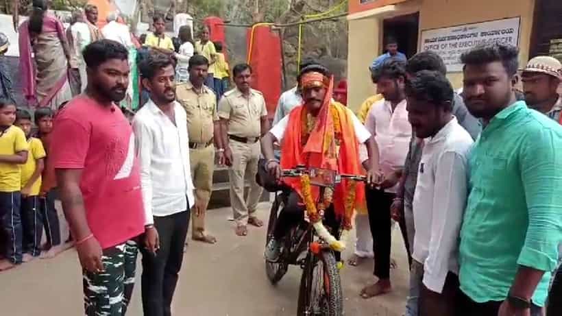 ರಾಮನ ಬಂಟ ಹನುಮನ ಜನ್ಮಸ್ಥಳದಿಂದ ಅಯೋಧ್ಯೆವರಗೆ ಸೈಕಲ್ ಸವಾರಿ ಹೊರಟ ಯುವಕ