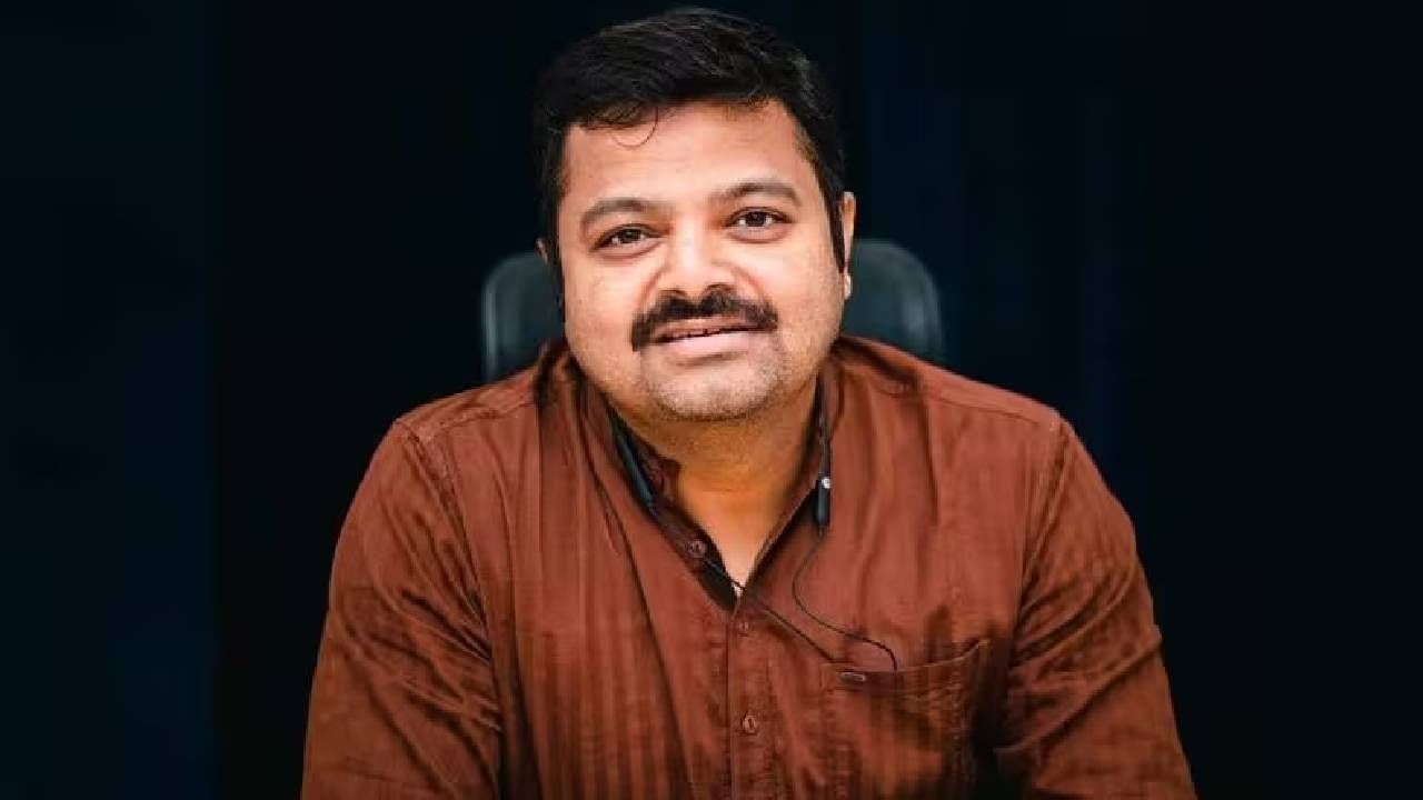 ಎಐಸಿಸಿ ಅಧ್ಯಕ್ಷ ಮಲ್ಲಿಕಾರ್ಜುನ ಖರ್ಗೆಗೆ ನಿಂದನೆ ಆರೋಪ; ಚಕ್ರವರ್ತಿ ಸೂಲಿಬೆಲೆ ವಿರುದ್ಧ ದೂರು ದಾಖಲು ಎಐಸಿಸಿ ಅಧ್ಯಕ್ಷ ಮಲ್ಲಿಕಾರ್ಜುನ ಖರ್ಗೆಗೆ ನಿಂದನೆ ಆರೋಪ; ಚಕ್ರವರ್ತಿ ಸೂಲಿಬೆಲೆ ವಿರುದ್ಧ ದೂರು ದಾಖಲು