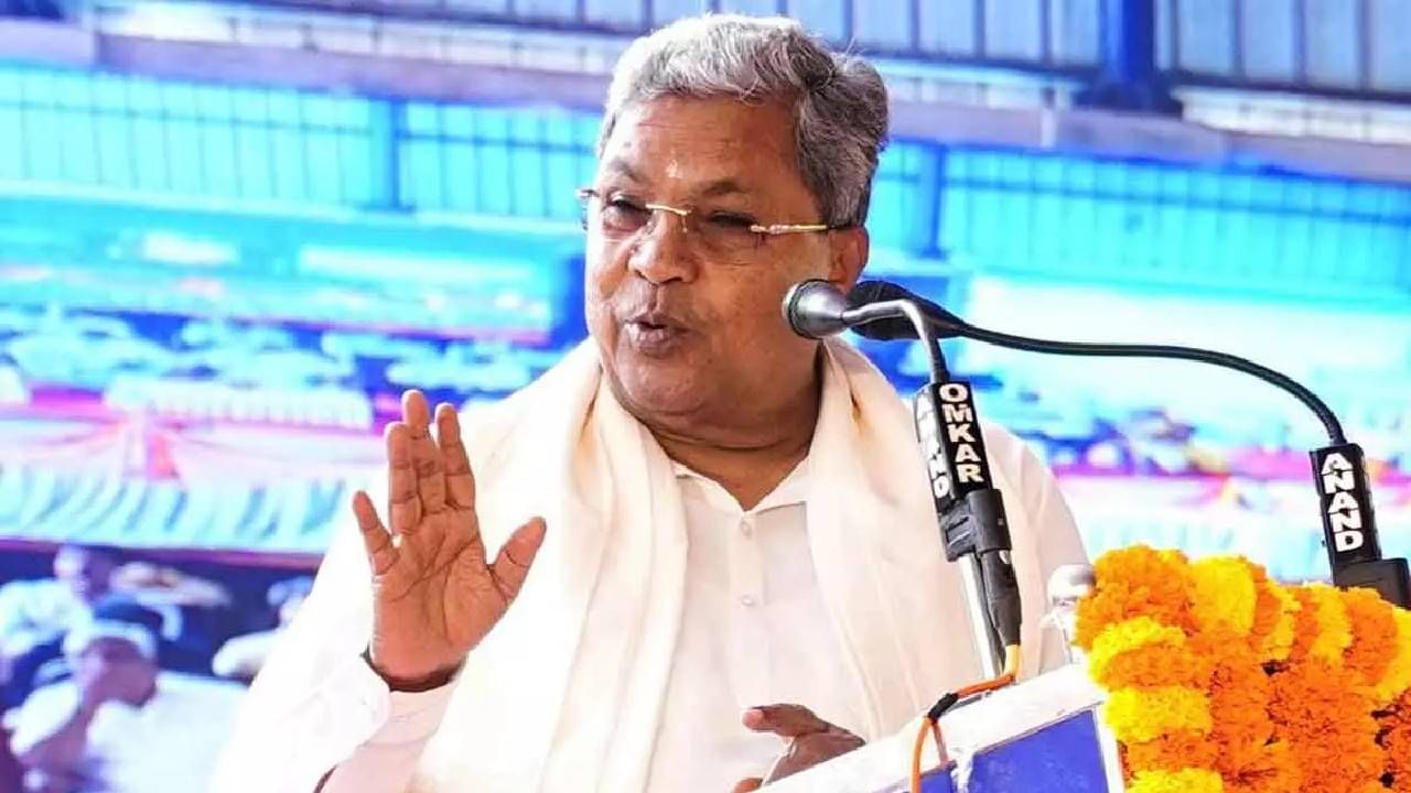 ಆಯಾ ವರ್ಷವೇ ಪ್ರಶಸ್ತಿ ನೀಡಿ ಗೌರವಿಸಬೇಕು- ಸಿಎಂ ಸಿದ್ದರಾಮಯ್ಯ ಆಯಾ ವರ್ಷವೇ ಪ್ರಶಸ್ತಿ ನೀಡಿ ಗೌರವಿಸಬೇಕು- ಸಿಎಂ ಸಿದ್ದರಾಮಯ್ಯ