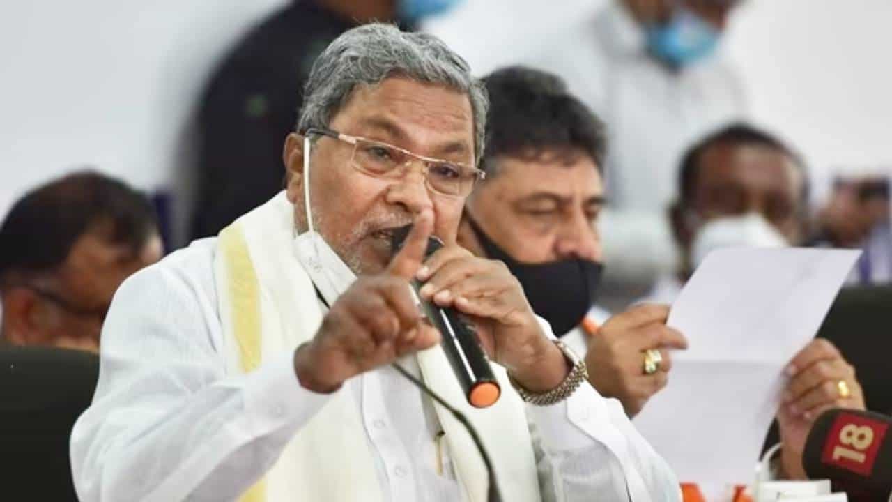 ರಾಜ್ಯದಲ್ಲಿ ಯಾವುದೇ ಕಾರಣಕ್ಕೂ ಮಲ ಹೊರುವ ಪದ್ಧತಿ ಇರಕೂಡದು; ಸಿಎಂ ಸಿದ್ದರಾಮಯ್ಯ ರಾಜ್ಯದಲ್ಲಿ ಯಾವುದೇ ಕಾರಣಕ್ಕೂ ಮಲ ಹೊರುವ ಪದ್ಧತಿ ಇರಕೂಡದು; ಸಿಎಂ ಸಿದ್ದರಾಮಯ್ಯ