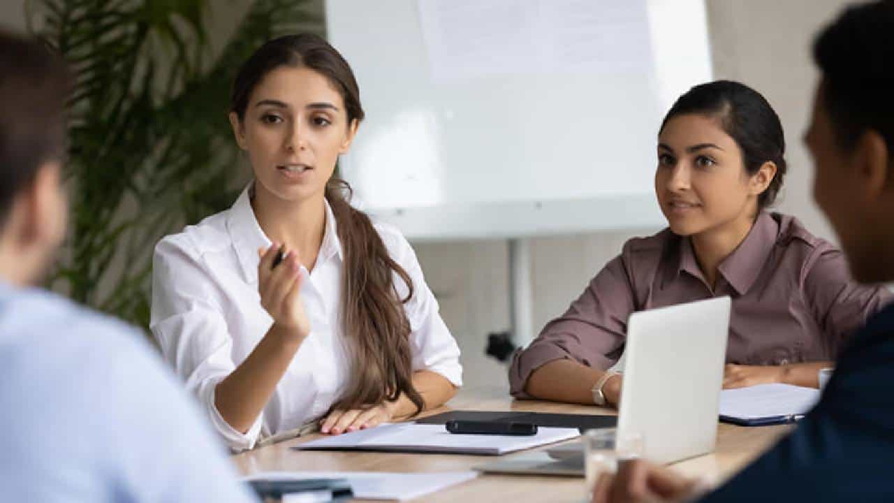 Job Credit Score: ಕ್ರೆಡಿಟ್ ಸ್ಕೋರ್ ಕಡಿಮೆ ಇದ್ದರೆ ಬ್ಯಾಂಕ್ನಲ್ಲಿ ಕೆಲಸ ಸಿಕ್ಕೋದಿಲ್ಲ; ಕನಿಷ್ಠ ಸಿಬಿಲ್ ಸ್ಕೋರ್ ಎಷ್ಟಿರಬೇಕು? Job Credit Score: ಕ್ರೆಡಿಟ್ ಸ್ಕೋರ್ ಕಡಿಮೆ ಇದ್ದರೆ ಬ್ಯಾಂಕ್ನಲ್ಲಿ ಕೆಲಸ ಸಿಕ್ಕೋದಿಲ್ಲ; ಕನಿಷ್ಠ ಸಿಬಿಲ್ ಸ್ಕೋರ್ ಎಷ್ಟಿರಬೇಕು?