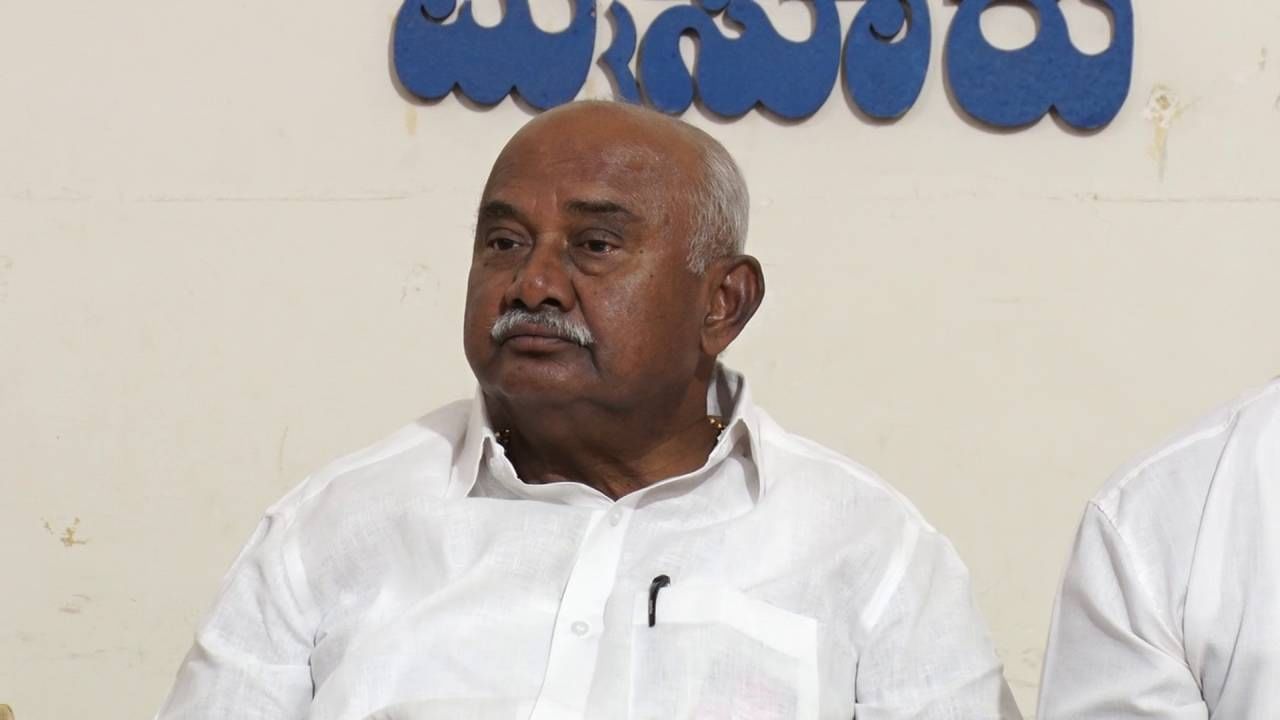 ರಾಮ ದೇಶದ ಅಸ್ಮಿತೆ ಆತ ರಾಜಕೀಯ ವಿಚಾರ ಅಲ್ಲ; ಹೆಂಡತಿಯನ್ನು ಬಿಡದ ರಾಮನಿಗೆ ಹೆಂಡತಿ ತೊರೆದ ಪ್ರಧಾನಿ ಹೇಗೆ? -ಹೆಚ್ ವಿಶ್ವನಾಥ್ ರಾಮ ದೇಶದ ಅಸ್ಮಿತೆ ಆತ ರಾಜಕೀಯ ವಿಚಾರ ಅಲ್ಲ; ಹೆಂಡತಿಯನ್ನು ಬಿಡದ ರಾಮನಿಗೆ ಹೆಂಡತಿ ತೊರೆದ ಪ್ರಧಾನಿ ಹೇಗೆ? -ಹೆಚ್ ವಿಶ್ವನಾಥ್