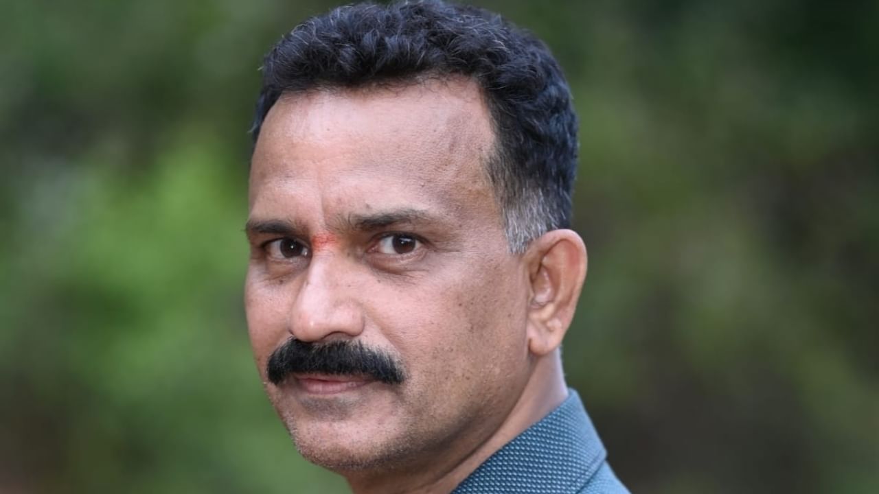 ಗಣರಾಜ್ಯೋತ್ಸವ: ಗದಗ ಕಲಾಚೇತನ ಸಾಂಸ್ಕೃತಿಕ ಅಕಾಡೆಮಿ ಅಧ್ಯಕ್ಷ ಕಾವೆಂಶ್ರೀಗೆ ಆಹ್ವಾನ ಗಣರಾಜ್ಯೋತ್ಸವ: ಗದಗ ಕಲಾಚೇತನ ಸಾಂಸ್ಕೃತಿಕ ಅಕಾಡೆಮಿ ಅಧ್ಯಕ್ಷ ಕಾವೆಂಶ್ರೀಗೆ ಆಹ್ವಾನ