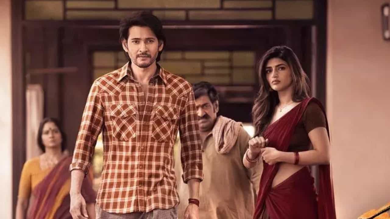 ‘ನಿದ್ದೆ ಬಂತು’; ಮಹೇಶ್ ಬಾಬು ನಟನೆಯ ‘ಗುಂಟೂರು ಖಾರಂ’ ನೋಡಿ ವಿಮರ್ಶೆ ತಿಳಿಸಿದ ಫ್ಯಾನ್ಸ್ ‘ನಿದ್ದೆ ಬಂತು’; ಮಹೇಶ್ ಬಾಬು ನಟನೆಯ ‘ಗುಂಟೂರು ಖಾರಂ’ ನೋಡಿ ವಿಮರ್ಶೆ ತಿಳಿಸಿದ ಫ್ಯಾನ್ಸ್