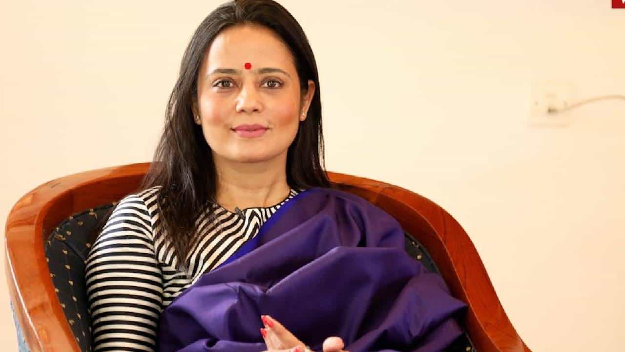 ಬಂಗಲೆ ತೆರವು ನೋಟಿಸ್ ಪ್ರಶ್ನಿಸಿ ಮಹುವಾ ಮೊಯಿತ್ರಾ ಸಲ್ಲಿಸಿದ್ದ ಅರ್ಜಿ ತಿರಸ್ಕರಿಸಿದ ದೆಹಲಿ ಹೈಕೋರ್ಟ್ ಬಂಗಲೆ ತೆರವು ನೋಟಿಸ್ ಪ್ರಶ್ನಿಸಿ ಮಹುವಾ ಮೊಯಿತ್ರಾ ಸಲ್ಲಿಸಿದ್ದ ಅರ್ಜಿ ತಿರಸ್ಕರಿಸಿದ ದೆಹಲಿ ಹೈಕೋರ್ಟ್