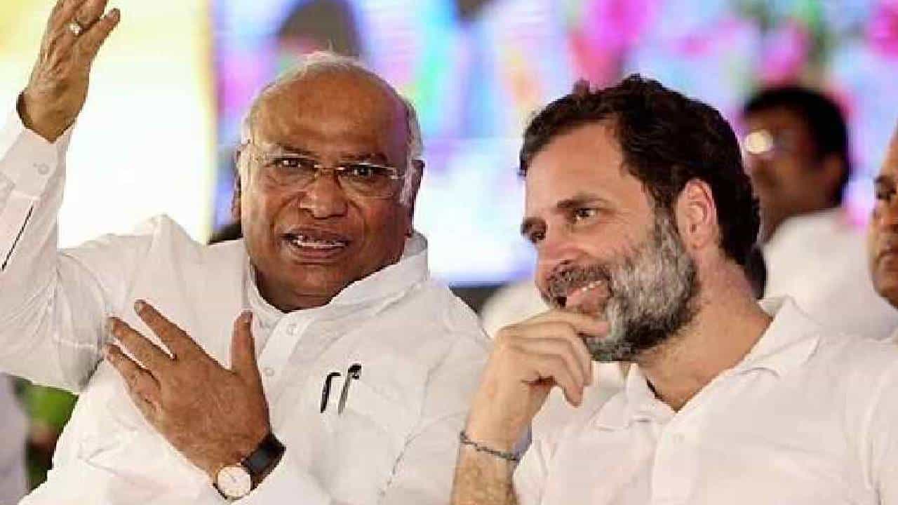 ಲೋಕಸಭಾ ಚುನಾವಣೆಯಲ್ಲಿ ಕೇವಲ 255 ಸ್ಥಾನಗಳತ್ತ ಗಮನಹರಿಸಲಿದೆ ಕಾಂಗ್ರೆಸ್ ಲೋಕಸಭಾ ಚುನಾವಣೆಯಲ್ಲಿ ಕೇವಲ 255 ಸ್ಥಾನಗಳತ್ತ ಗಮನಹರಿಸಲಿದೆ ಕಾಂಗ್ರೆಸ್