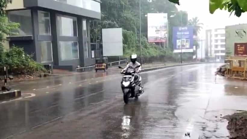 Karnataka Weather: ಕರ್ನಾಟಕ ಹವಾಮಾನ - ಅರಬ್ಬಿ ಸಮುದ್ರದಲ್ಲಿ ವಾಯುಭಾರ ಕುಸಿತ: ರಾಜ್ಯದ ಹಲವೆಡೆ ಮಳೆ