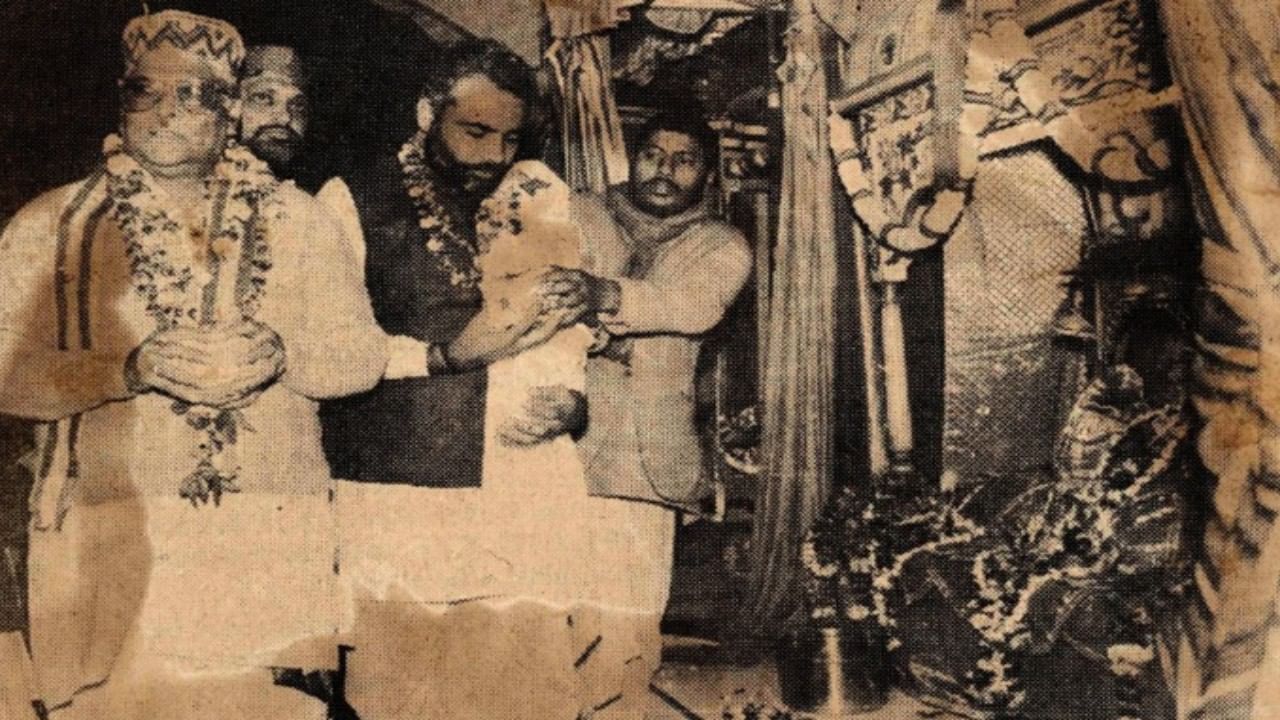 32 ವರ್ಷಗಳ ಹಿಂದೆ ಇದೇ ದಿನ ಅಯೋಧ್ಯೆಯ ರಾಮಮಂದಿರಕ್ಕೆ ಬಂದು ಸಂಕಲ್ಪ ಮಾಡಿದ್ದರು ಮೋದಿ 32 ವರ್ಷಗಳ ಹಿಂದೆ ಇದೇ ದಿನ ಅಯೋಧ್ಯೆಯ ರಾಮಮಂದಿರಕ್ಕೆ ಬಂದು ಸಂಕಲ್ಪ ಮಾಡಿದ್ದರು ಮೋದಿ