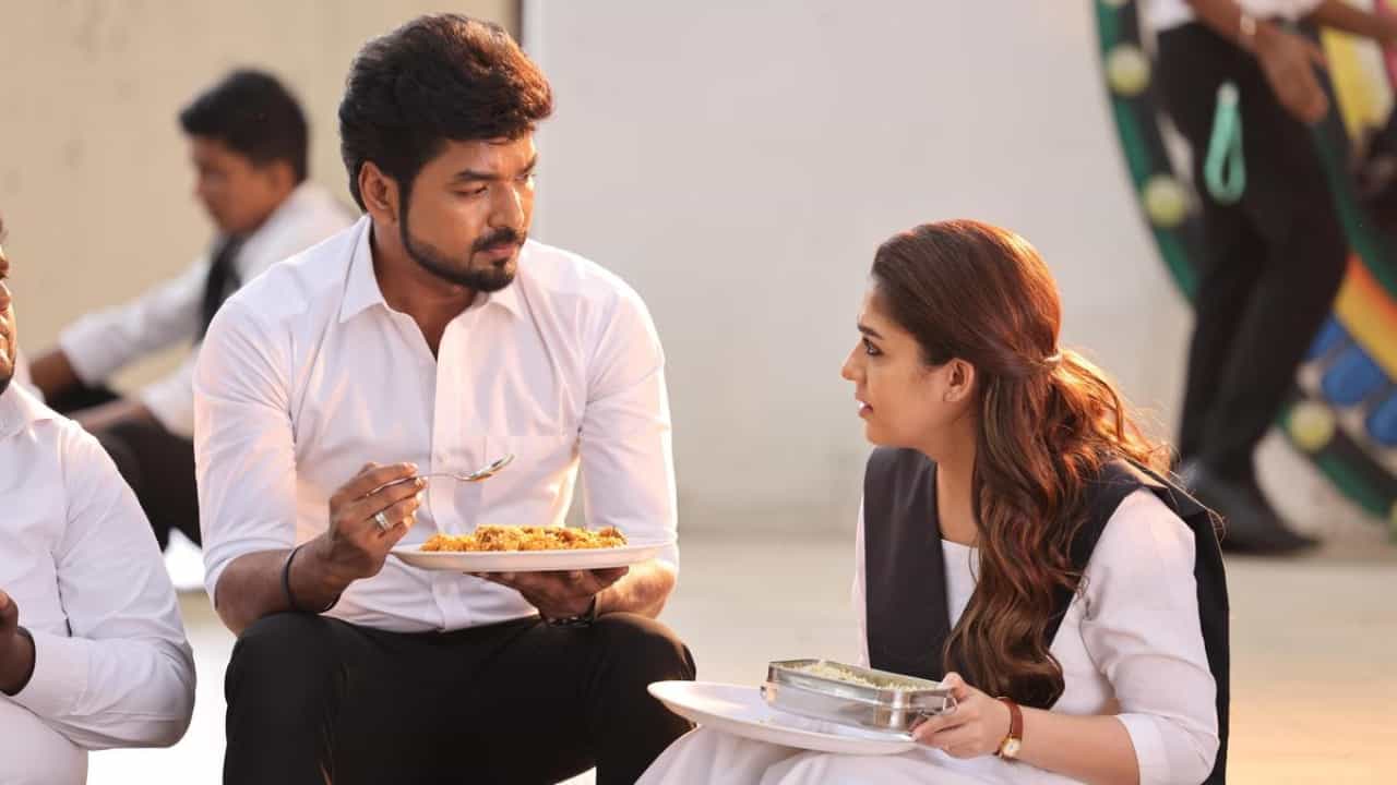 ರಾಮನ ಬಗ್ಗೆ ಅವಹೇಳನಕಾರಿ ಡೈಲಾಗ್; ವಿರೋಧದ ಬಳಿಕ ಸಿನಿಮಾನ ಡಿಲೀಟ್ ಮಾಡಿದ ನೆಟ್ಫ್ಲಿಕ್ಸ್ ರಾಮನ ಬಗ್ಗೆ ಅವಹೇಳನಕಾರಿ ಡೈಲಾಗ್; ವಿರೋಧದ ಬಳಿಕ ಸಿನಿಮಾನ ಡಿಲೀಟ್ ಮಾಡಿದ ನೆಟ್ಫ್ಲಿಕ್ಸ್