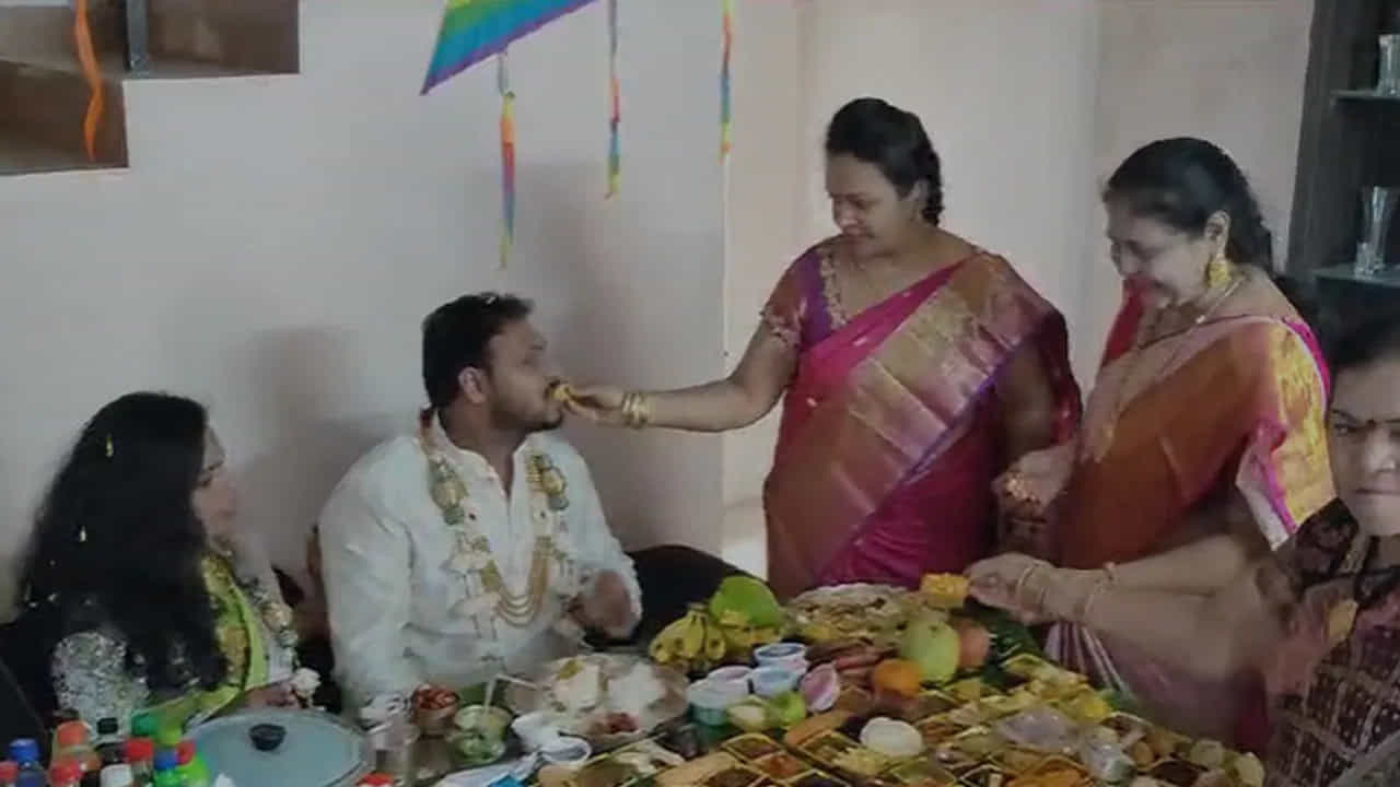 ಸಂಕ್ರಾಂತಿಗೆ ಅತ್ತೆ ಮನೆಯ ಭೂರಿ ಭೋಜನ ಸತ್ಕಾರ ಹೊಸ ಅಳಿಯನಿಗೆ ಉಸಿರುಗಟ್ಟಿಸಿತು! ಸಂಕ್ರಾಂತಿಗೆ ಅತ್ತೆ ಮನೆಯ ಭೂರಿ ಭೋಜನ ಸತ್ಕಾರ ಹೊಸ ಅಳಿಯನಿಗೆ ಉಸಿರುಗಟ್ಟಿಸಿತು!