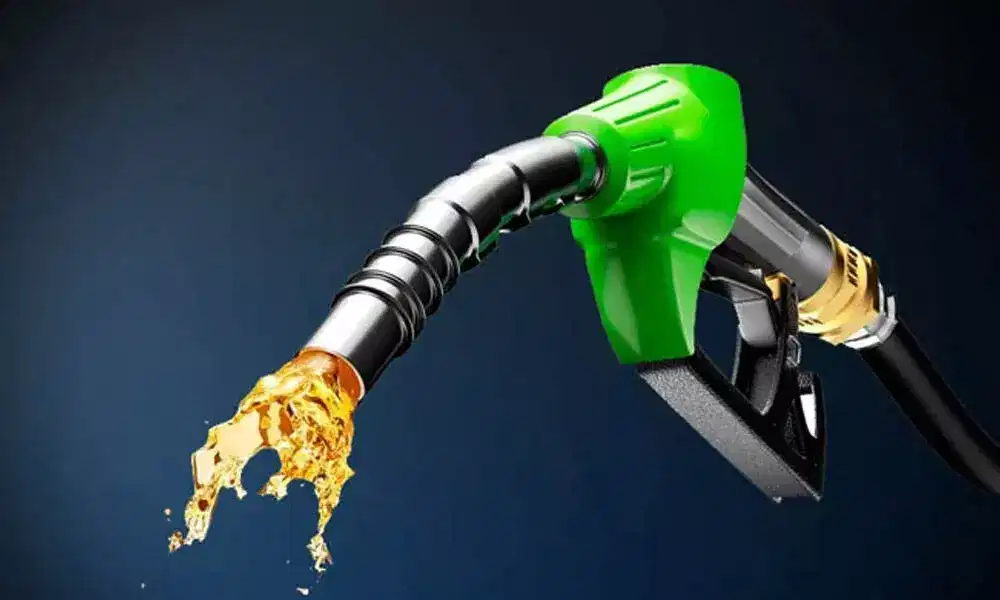 Petrol Diesel Price on January 24: ನೋಯ್ಡಾ ಹಾಗೂ ಪಾಟ್ನಾದಲ್ಲಿ ಪೆಟ್ರೋಲ್ ಬೆಲೆ ಇಳಿಕೆ Petrol Diesel Price on January 24: ನೋಯ್ಡಾ ಹಾಗೂ ಪಾಟ್ನಾದಲ್ಲಿ ಪೆಟ್ರೋಲ್ ಬೆಲೆ ಇಳಿಕೆ