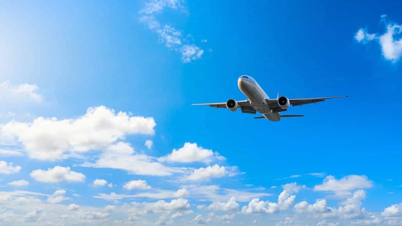 Plane Crash: ಭಾರತದಿಂದ ಮಾಸ್ಕೋಗೆ ಹೊರಟಿದ್ದ ರಷ್ಯಾದ ವಿಮಾನ ಅಫ್ಘಾನಿಸ್ತಾನದಲ್ಲಿ ಪತನ Plane Crash: ಭಾರತದಿಂದ ಮಾಸ್ಕೋಗೆ ಹೊರಟಿದ್ದ ರಷ್ಯಾದ ವಿಮಾನ ಅಫ್ಘಾನಿಸ್ತಾನದಲ್ಲಿ ಪತನ