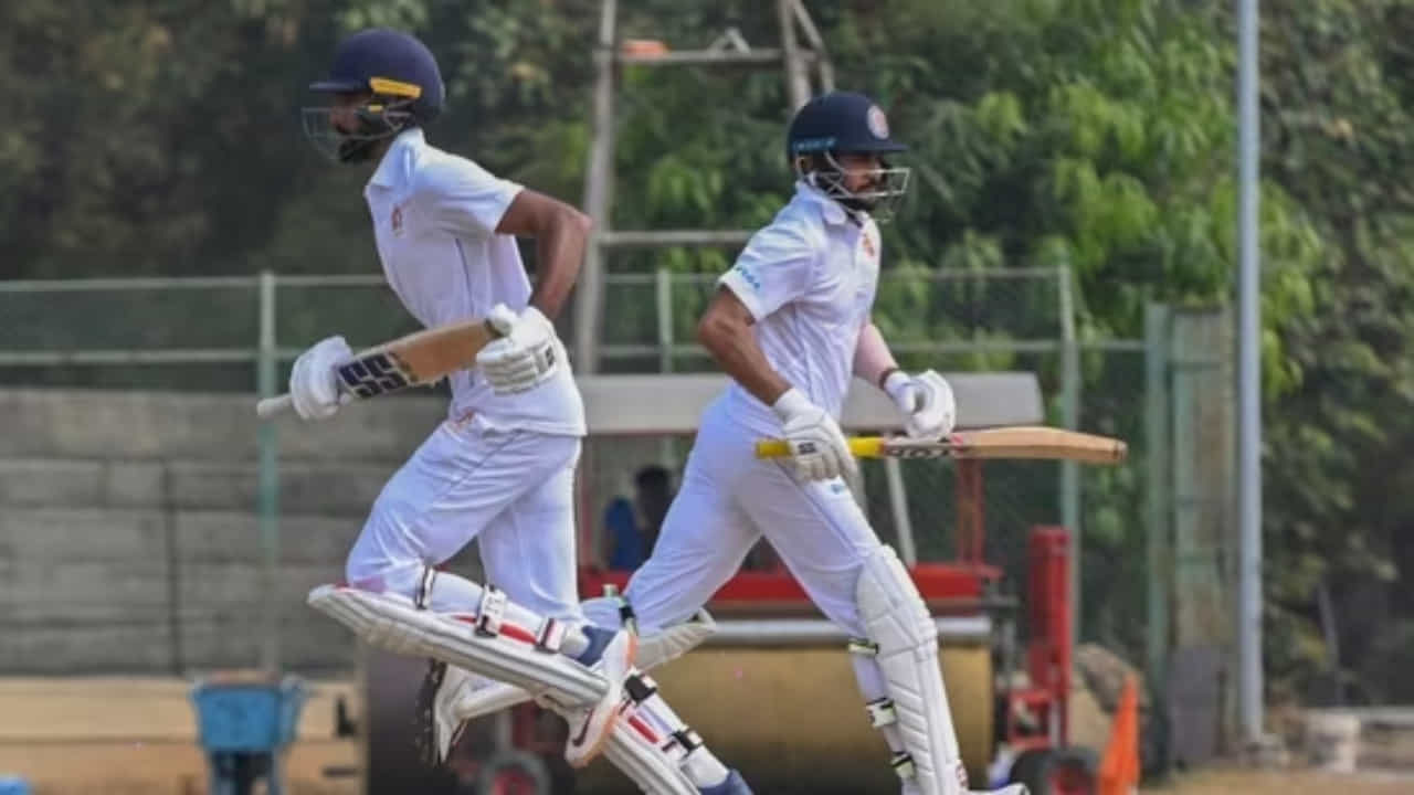 Ranji Trophy: ರಣಜಿಯಲ್ಲಿ ಗೆಲುವಿನ ಶುಭಾರಂಭ ಮಾಡಿದ ಕರ್ನಾಟಕ; ಪಂಜಾಬ್ಗೆ ಹೀನಾಯ ಸೋಲು Ranji Trophy: ರಣಜಿಯಲ್ಲಿ ಗೆಲುವಿನ ಶುಭಾರಂಭ ಮಾಡಿದ ಕರ್ನಾಟಕ; ಪಂಜಾಬ್ಗೆ ಹೀನಾಯ ಸೋಲು