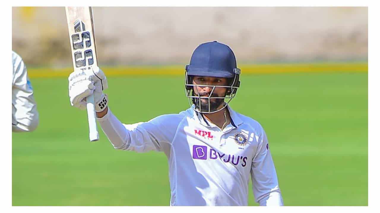 Rajat Patidar: ಸ್ಪೋಟಕ ಶತಕ ಸಿಡಿಸಿ ಅಬ್ಬರಿಸಿದ ರಜತ್ ಪಾಟಿದಾರ್ Rajat Patidar: ಸ್ಪೋಟಕ ಶತಕ ಸಿಡಿಸಿ ಅಬ್ಬರಿಸಿದ ರಜತ್ ಪಾಟಿದಾರ್