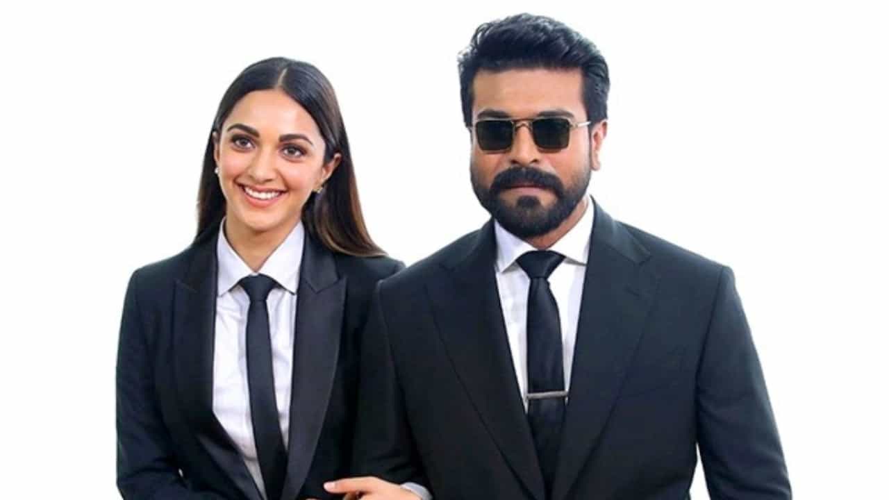 ‘ಎದ್ದೇಳಿ ಶಂಕರ್’; ‘ಗೇಮ್ ಚೇಂಜರ್’ ಬಗ್ಗೆ ಅಪ್ಡೇಟ್ ನೀಡದ ನಿರ್ದೇಶಕನ ಬಗ್ಗೆ ಫ್ಯಾನ್ಸ್ ಟೀಕೆ ‘ಎದ್ದೇಳಿ ಶಂಕರ್’; ‘ಗೇಮ್ ಚೇಂಜರ್’ ಬಗ್ಗೆ ಅಪ್ಡೇಟ್ ನೀಡದ ನಿರ್ದೇಶಕನ ಬಗ್ಗೆ ಫ್ಯಾನ್ಸ್ ಟೀಕೆ